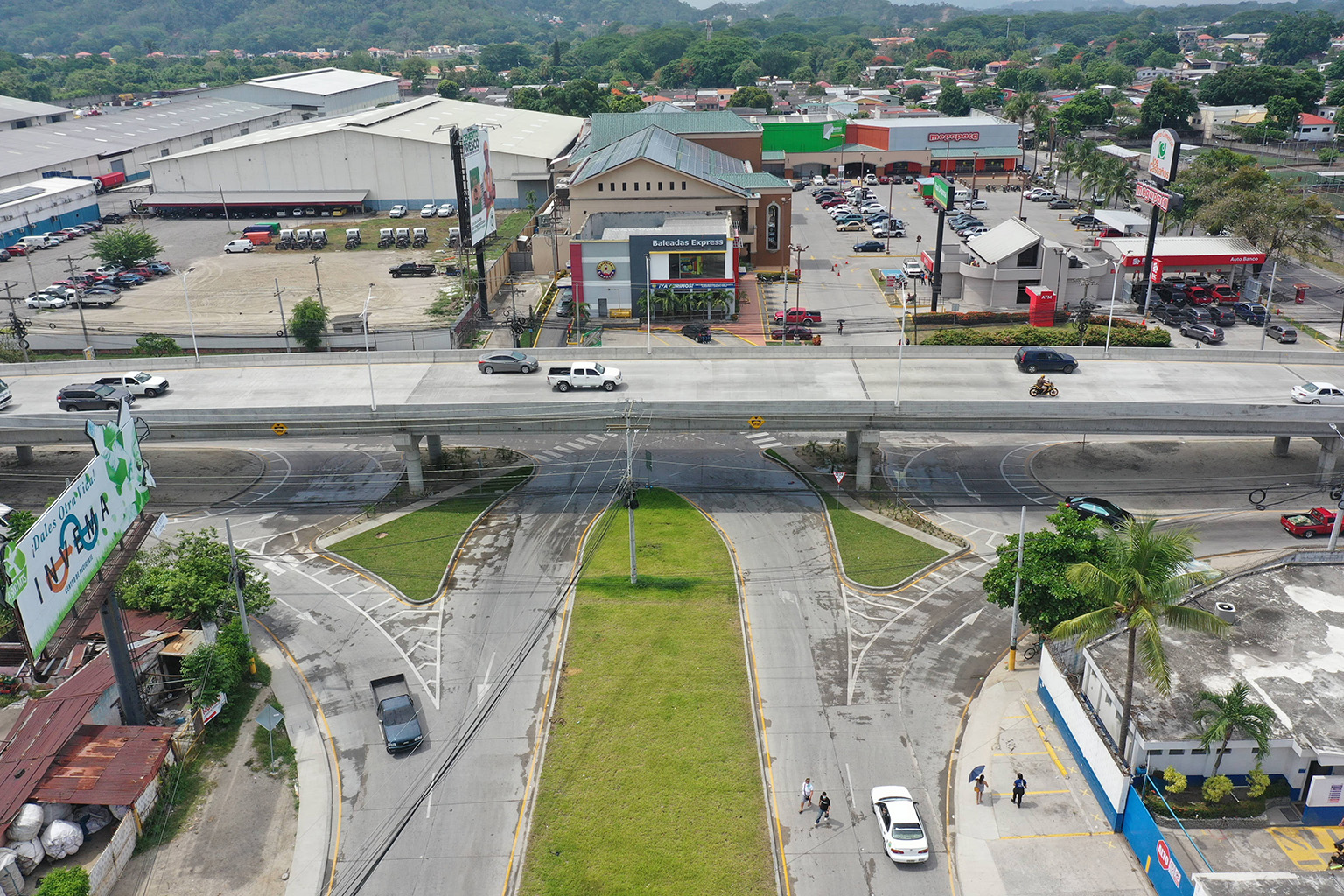 Aerial view of laid back streets in San Pedro Sula, Honduras.