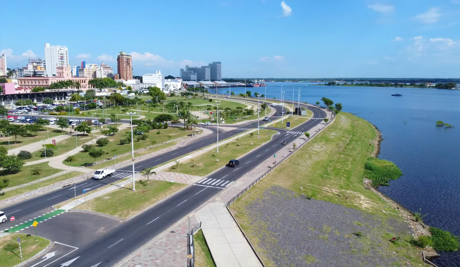 A view of Asunción, Paraguay’s capital, showcasing the city skyline along the Paraguay River, a top place to live in Paraguay.