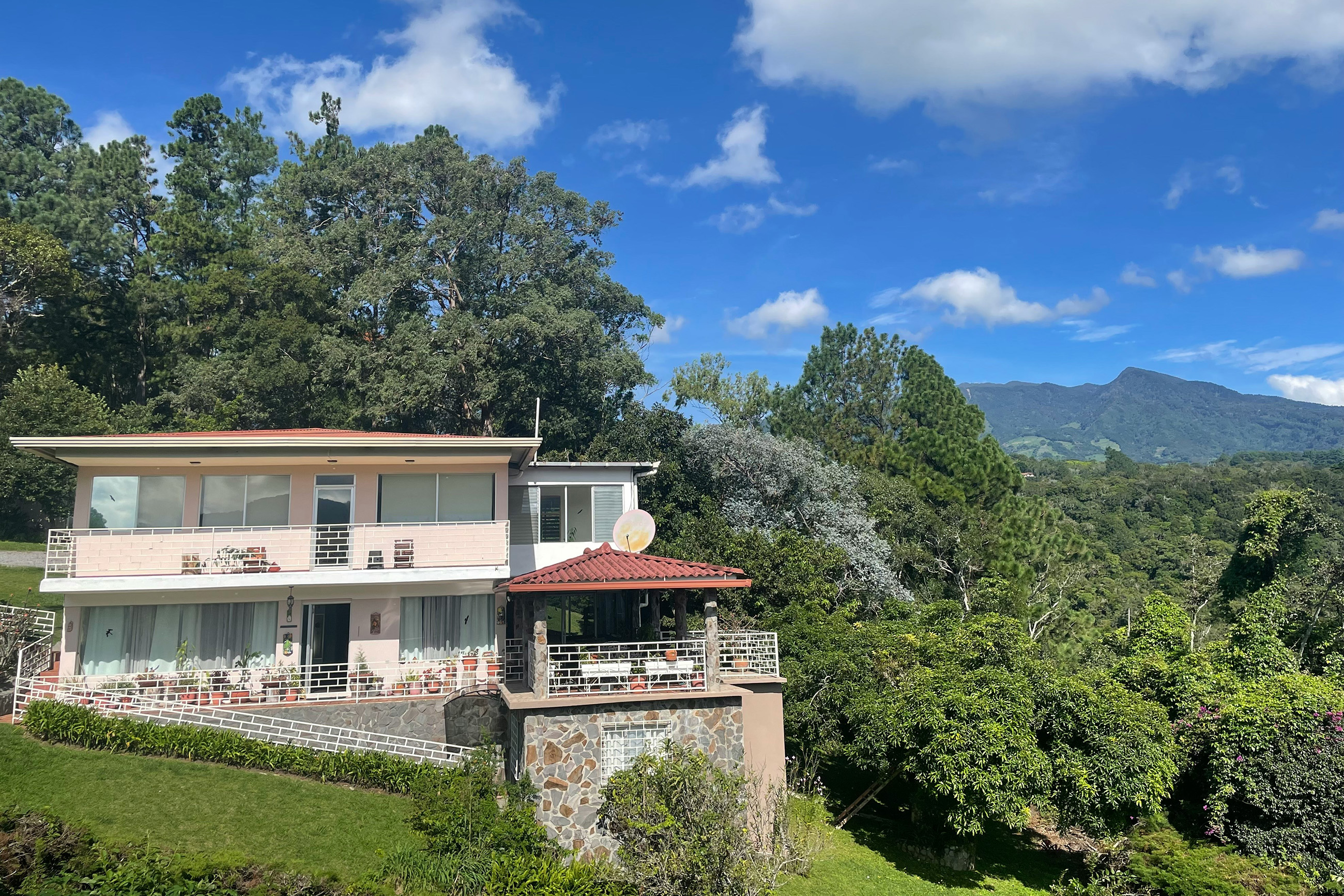 Hillside house in Boquete, Panama, offering breathtaking views of the highlands