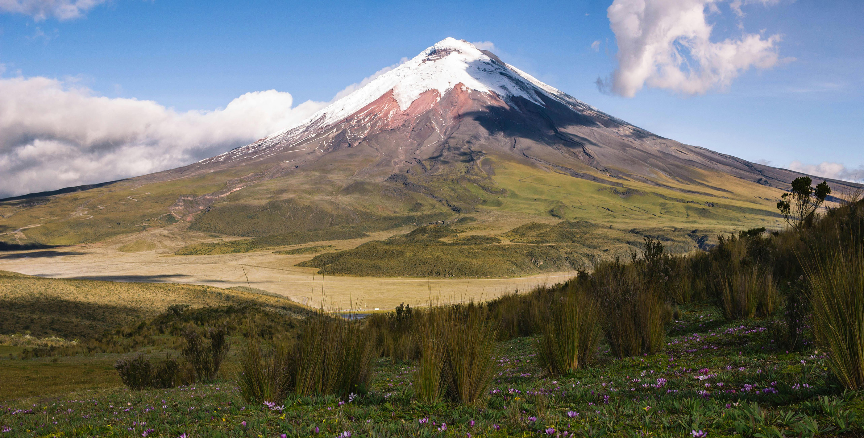 Scenic view of a volcano in Ecuador, showcasing the country's stunning natural landscapes.