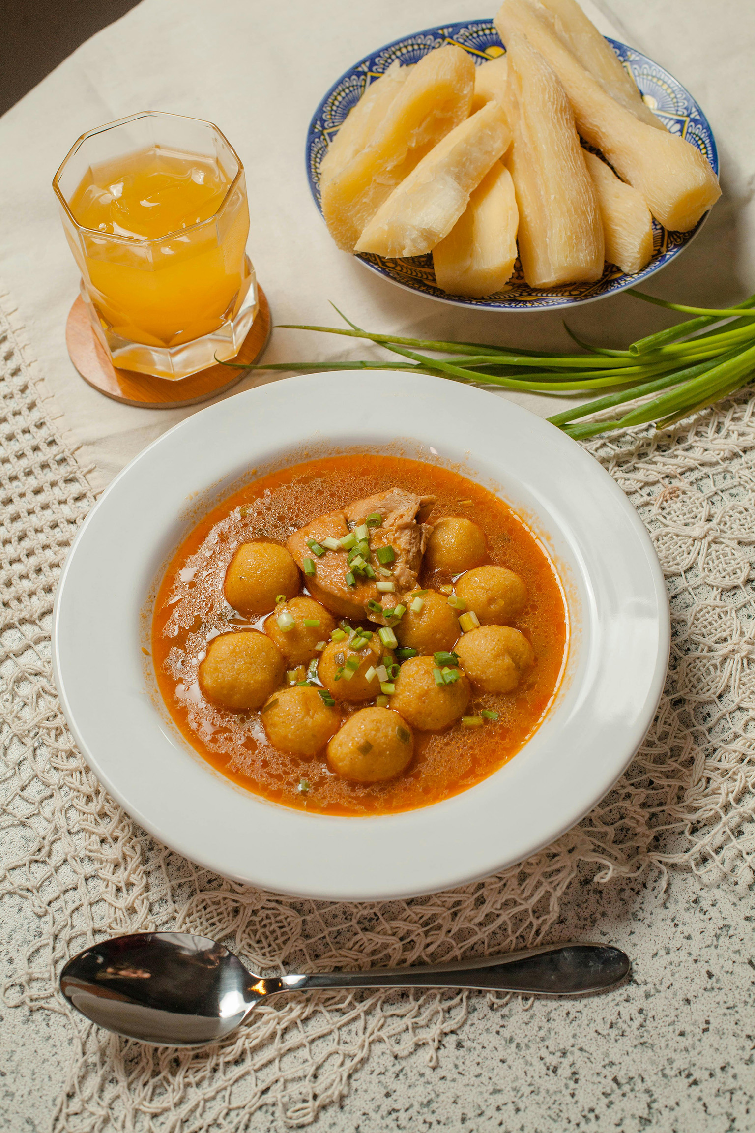 Traditional Paraguayan dishes including chipa and mbejú