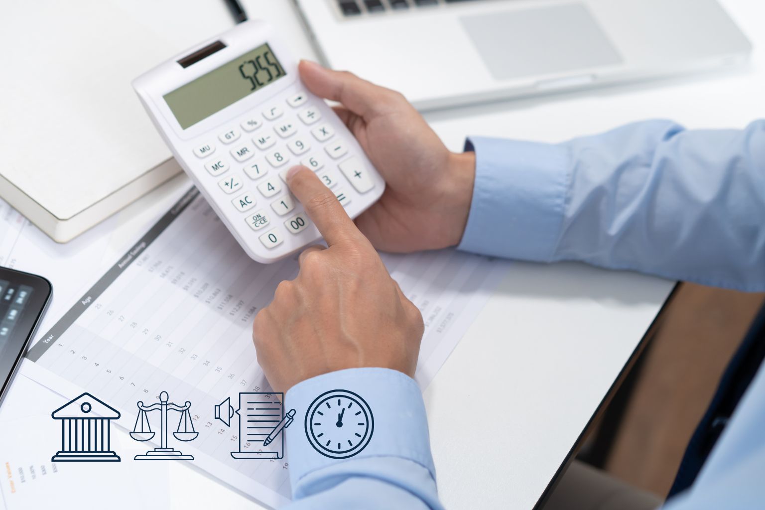 Person calculating costs for obtaining residency in Nicaragua 