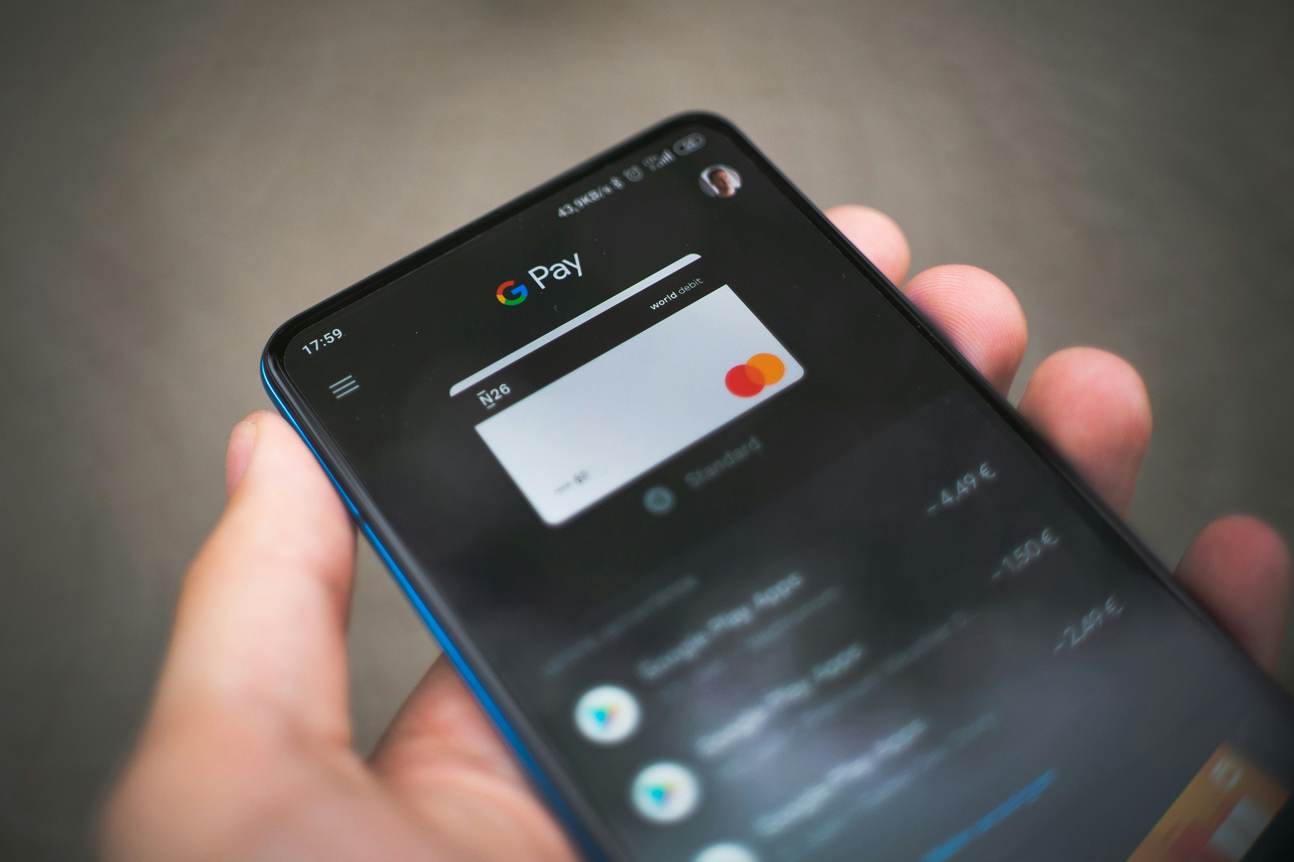 Banking in Nicaragua for expats — mobile banking app